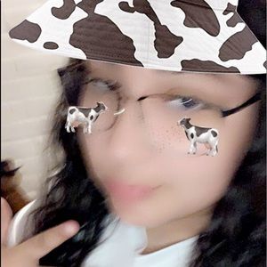 Meet your Posher, Mari